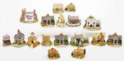 Various Lilliput Lane groups, to include Brecon Bach 1986-1C1, Rowan Lodge, etc. (16, boxed with some paperwork)