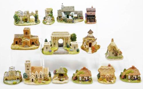 Various Lilliput Lane groups, to include The Summer House and Porter's Lodge, Penrith Toffee Shop L3064, The Spinney, Squatter's Cottage and another L2787, etc. (a quantity, boxed, with some paperwork)