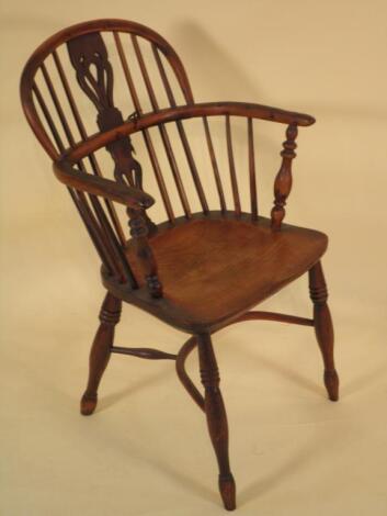 A yew and elm windsor chair