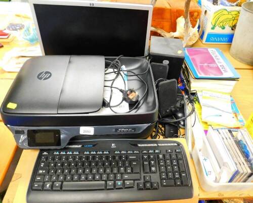 Various computer equipment, etc. HPW19EV 18inch monitor, keyboard, sound items, software, Logitich mouse, etc. (a quantity)