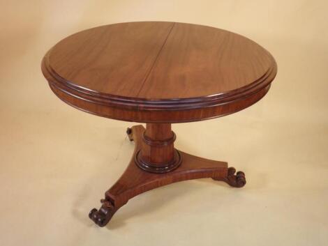 A William IV mahogany breakfast table