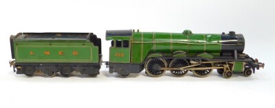 A Bassett-Lowke O gauge locomotive and tender 'Flying Scotsman', 3-rail electric, LNER green livery, 4-6-2, No. 103. (AF) - 2