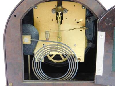 A Smiths Enfield brown Bakelite and japanned lacquered mantel clock, silvered dial bearing Arabic numerals, eight day movement with coil strike, the case decorated with Oriental figures, and a phoenix, with pendulum, with key, 22cm wide. - 3