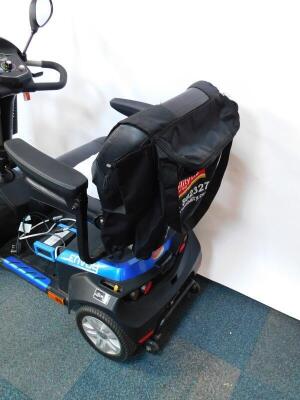 A Drive Envoy blue mobility scooter, serial no VP021955, with battery. - 3