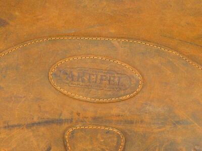 An Artipel leather cartridge bag. - 2