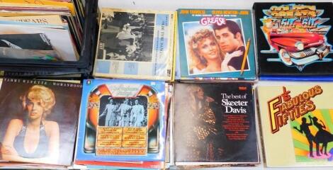 LP records, to include rock, pop, big band and easy listening. (1 box plus)