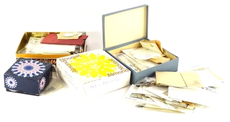 A large quantity of mainly British loose stamps etc., (one box).