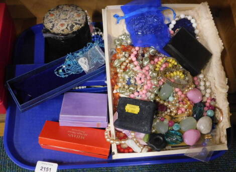 Costume jewellery, to include wristwatches, beaded necklaces, etc. (1 tray).