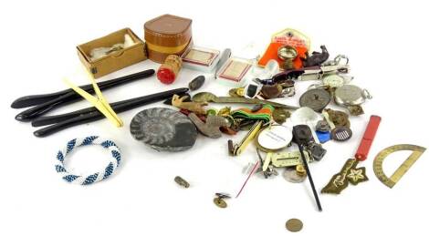 A collection of small items, to include Abraham Lincoln, a centenary medallion, American coins, some military pressed metal badges, 2nd World War defence medal, a seven a side rugby medallion awarded to 2nd Lieutenant A W Head, glove stretchers, compass, 