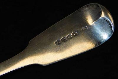 A George III silver fish slice, fiddle pattern with pierced fish blade, partially bright cut, London 1808, 30cm wide, 4oz. - 2