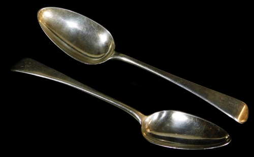 A pair of George III silver tablespoons, old English pattern with plain bowls, initialled, London 1799, 22cm wide, 4.7oz.