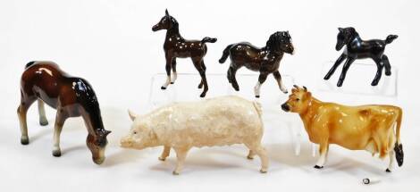 Various pottery horses, etc., Beswick small Shetland, 10cm high, Royal Doulton standing foal, matt finished unmarked prancing foal, unmarked pig and a Jersey cow. (a quantity, AF)