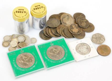 Various low denomination coins, pre decimal 3d bits, to include some silver, 1977 crowns, etc. (a quantity)