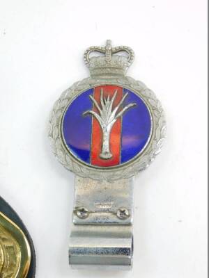 A J R Gaunt 1950's chrome and enamel Welsh Guards car badge, together with a Welsh Guards horse brass. (2) - 2