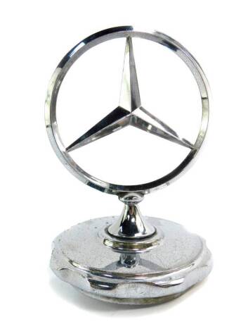 A Mercedes 280SE mascot 1972, 12cm high.