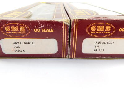 An Airfix GMR OO gauge locomotive 'Royal Scot', BR green livery, 4-6-0, 46100, together with an LMS locomotive 'Royal Scots Fusiliers', black livery, 4-6-0, 6103, both boxed. (2) - 6