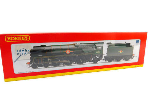 A Hornby OO gauge Merchant Navy Class locomotive 'Blue Star', BR green livery, 4-6-2, 35010, R2710, boxed.