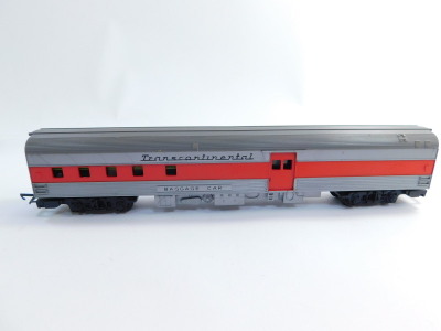 A Hornby R55-HSD Class HX7 Trans Australian diesel locomotive, red and grey livery, 4008, incorrectly boxed, together with four Trans Continental boxes. (5) - 4