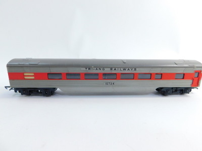 A Hornby R55-HSD Class HX7 Trans Australian diesel locomotive, red and grey livery, 4008, incorrectly boxed, together with four Trans Continental boxes. (5) - 11