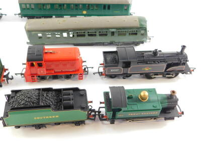 A Bachmann OO gauge American Central Pacific locomotive 'Jupiter', 4-4-0, Hornby and Tri-ang steam and diesel locomotives and four coaches. (a quantity) - 4