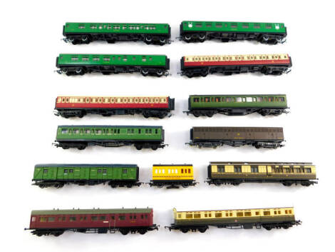 Hornby and other OO gauge coaches, including Great Western, Southern, etc, and a track maintenance department wagon. (13)