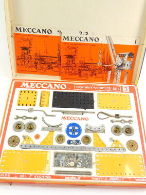 A Meccano Highway Vehicle set, number 3, boxed. - 2