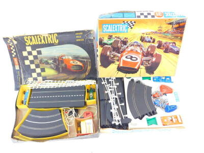 A Scalextric motor racing sports 31 set, and a Grand Prix series number GP2 set, both boxed. (2)