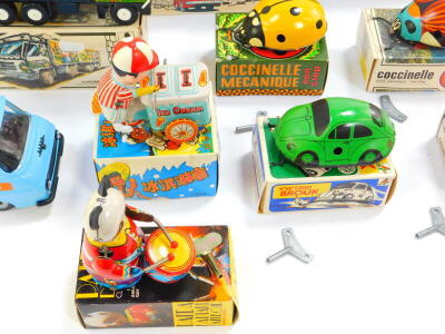 Chinese Russian and other tin plate toys, including a fire truck, moon explorer, chick carrier, ladybirds, two ambulance, etc. (2 trays). - 3