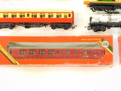 Hornby and other OO gauge locomotives and coaches, including 'The Princess Royal', 4-6-2, 46200., an Inter City 125 LNER and Pullman coaches, further coaches, wagons, turntable, etc. (1 box & 1 tray) - 5