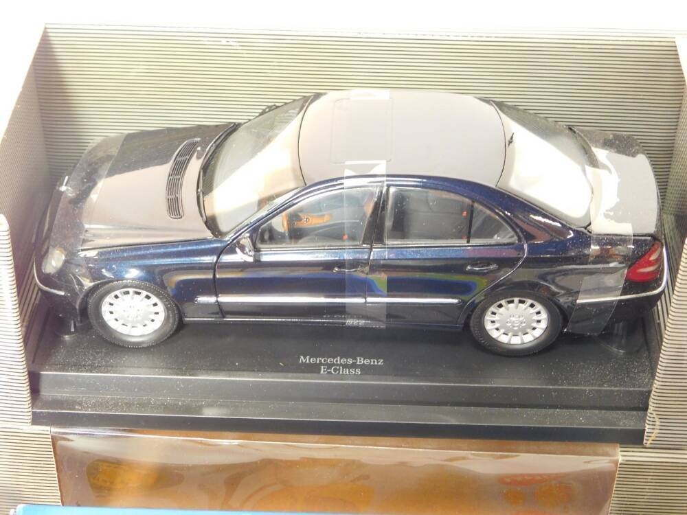 Maisto 1/18 Mercedes Benz A-Class Black マイスト メルセデス