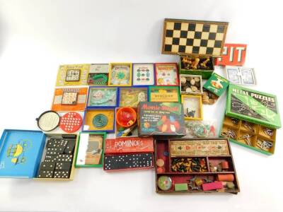 Games and puzzles, including a Victorian games compendium, Journet and Company puzzles, pocket solitaire, mousie-mousie, chess pieces, etc (1 tray)