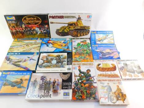 Revell Tamiya Italeri and other model kits, WWII military figures, tanks and planes, Napoleonic figures, etc., all boxed. (14)