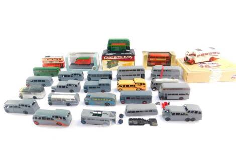 Corgi Dinky Oxford and other die cast models of buses, some boxed., together with a vintage truck. (1 tray)