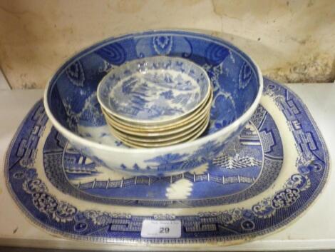 A 19thC willow pattern meat dish