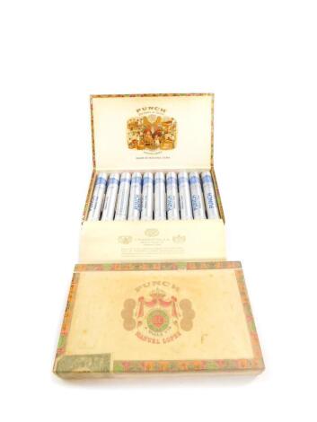 Two boxes of Manuel Lopez Punch Habana cigars, one sealed, each with 10 units. (20)