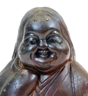 A Japanese Bizen figure of Okame, smiling blissfully as she pleasures herself, Meiji period, 15.5cm high. - 5