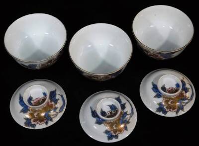 A set of five Japanese porcelain bowls and covers, decorated blue, peach and gold with branches of peonies, signed on the base Genroku sei, Meiji/Taisho period, 8.5cm high, 12.8cm diameter. (1 bowl AF) - 4