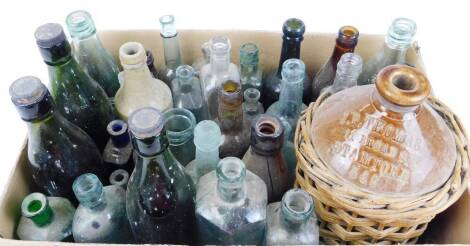 Various bottles, green glass and other bottles, 19thC porters style stoneware bottle 24cm high, stoneware bottle, etc. (a quantity)