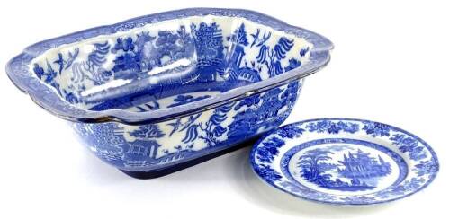 A Royal Doulton blue printed rectangular wash bowl, decorated with a willow pattern, and a similar plate (2).