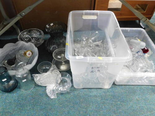 Glassware, to include drinking glasses, vases, etc. (a quantity).