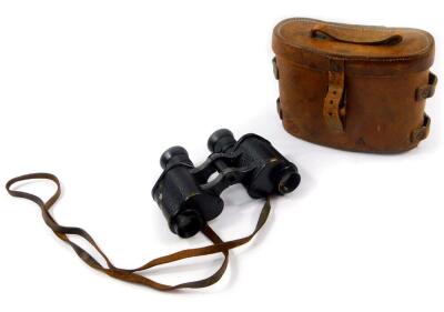 A pair of W Watson & Sons Limited military binoculars 1919, Superior Prismatic No 3 (Mk. I) x6, 2521, cased.