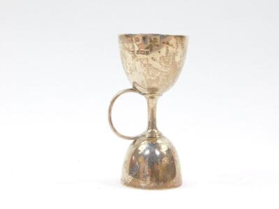 An Edward VII silver double egg cup, of single handled double sized form, presentation engraved, Sheffield 1905, 2.78oz. - 3