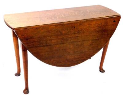 An early 19thC oak gateleg table, with oval fall flap top, turned legs with pad feet, 122cm wide, 133cm long.