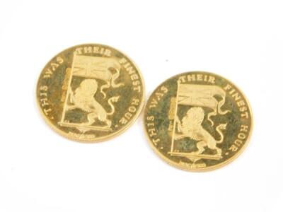 A pair of 18ct gold Winston Churchill commemorative tokens, obverse portrait of Churchill, reverse a rampant lion and Standard, 'This Was Their Finest Hour', 7.0g.