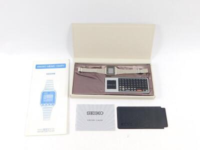 A Seiko Memo Diary, stainless steel cased watch with transmission circuit keyboard, instructions and guarantee, boxed.