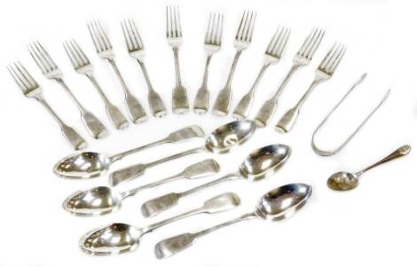 Various Victorian and other silver flatware, to include a fork, fiddle pattern, London 1839, 17cm wide, various other flatware, sugar bows, tableware, etc., 27oz all in. (a quantity)