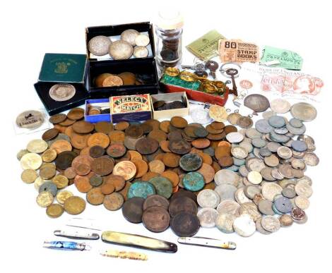 Various coins, low denomination, Victorian and others, 1845 crown, ten shilling note, other low denomination, sovereign scales, small quantity of pen knives, etc. (a quantity)