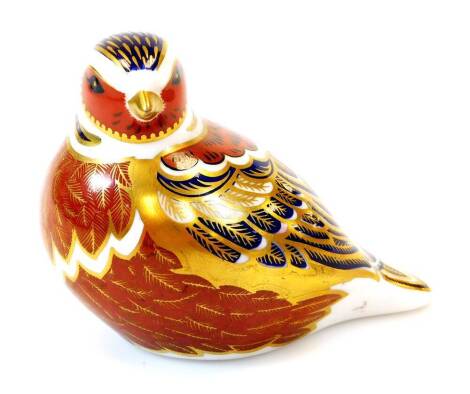 A Royal Crown Derby paperweight bird ornament, Imari pattern, 7cm high, lacking stopper.