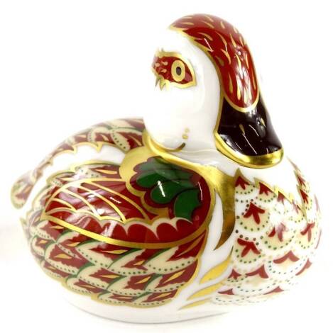 A Royal Crown Derby Sinclairs Bakewell duckling paperweight ornament, gilt stopper, printed marks beneath, 6cm high.