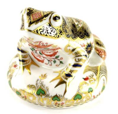 A Royal Crown Derby Old Imari frog paperweight ornament, no 4293/4500, silver stopper, printed marks beneath, 8cm high.